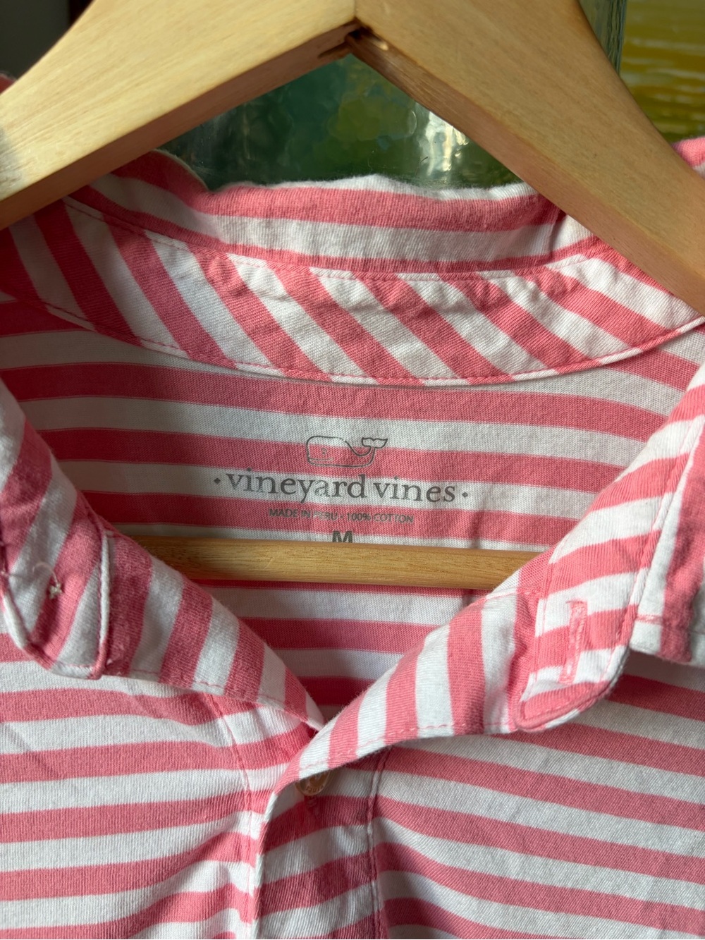 Vineyard Vines Pink & White Striped Polo Whale Embroidery - Picture 5 of 6